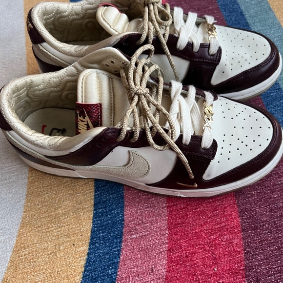 Nike Dunk Low LX "Sail/Team Gold/Burgundy Crush" Women's Shoe size 9 - Picture 3 of 11